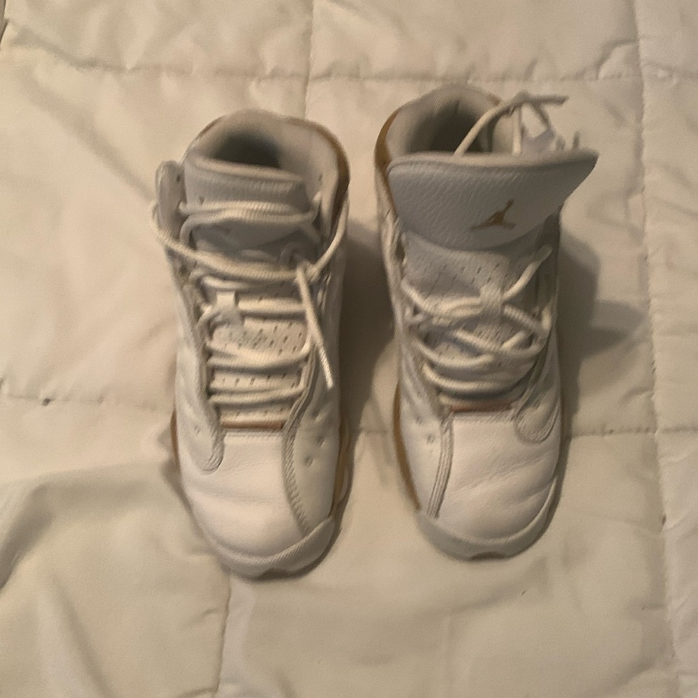 Boys size 4 Slightly creased